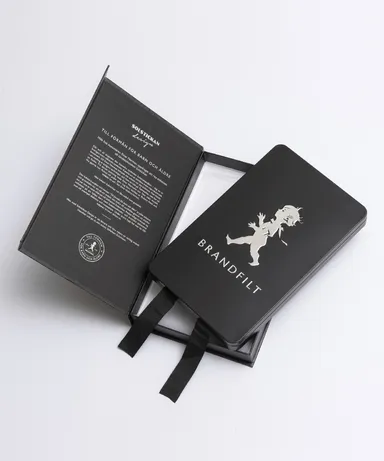 ブラック＋マットシルバー