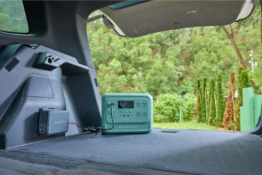 高い汎用性を備えた走行充電器 ― Charger 1