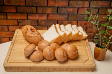 やさしいおこめのパンセット