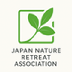日本ネイチャーリトリート協会のロゴ