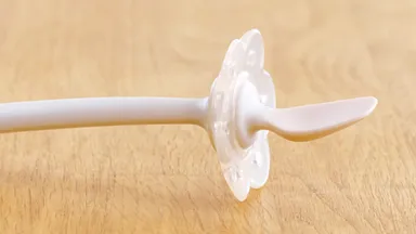 食べやすいフラットな形状