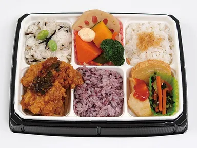 トップバリュ彩り野菜弁当