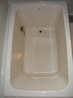 滑る浴槽の底も滑り止め加工に！