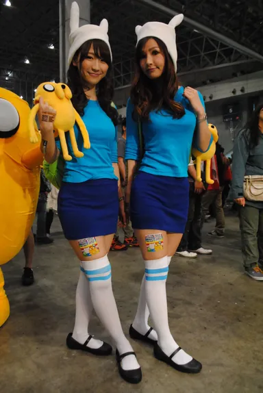 コスプレガール隊