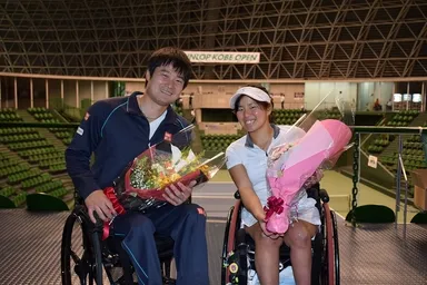 優勝した国枝選手（左）・上地選手（右）