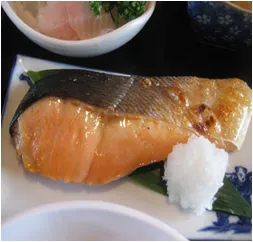 『白鮭(ときしらず)』焼き物