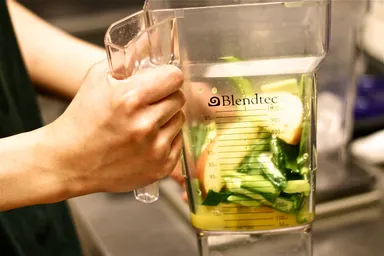 スムージーブレンダー