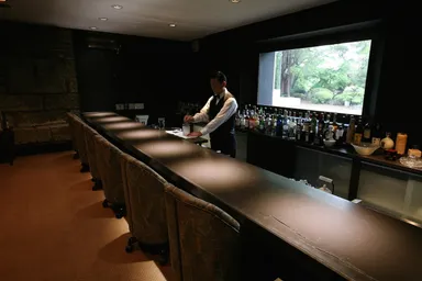 「春夏秋冬」店内