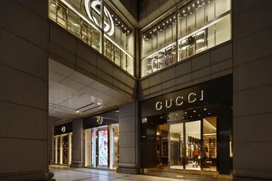 グッチ青山 エントランス