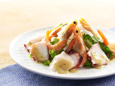 シーフードの和風サラダ