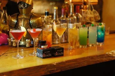 8種類のオリジナルカクテル「Kobe INK物語」