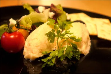 ギリシャの代表料理「タラモサラタ」