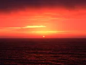 有明海を照らす朝日の絶景