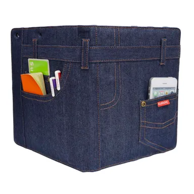 小物も入るポケット付