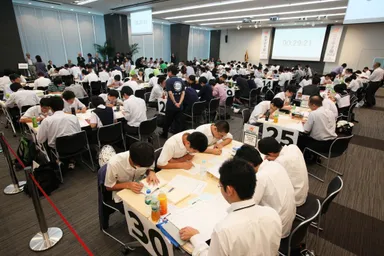 数学甲子園2013 本選 競技中の様子