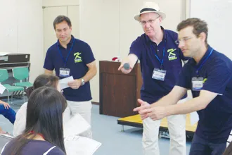 言語と異文化を楽しく学ぶ