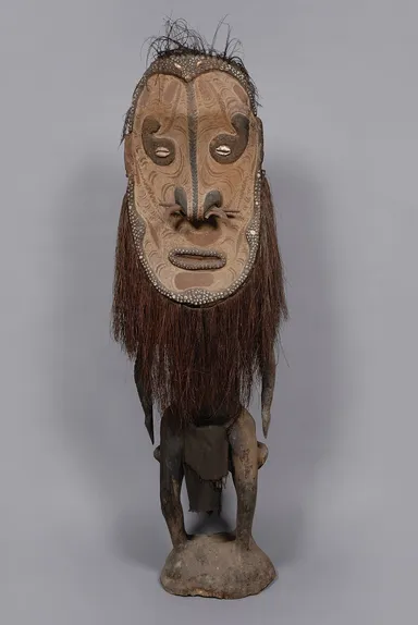 神像つきの椅子