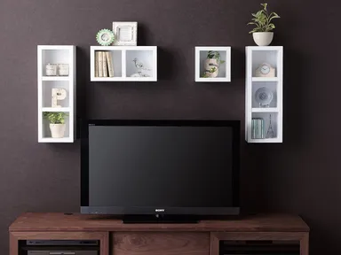 ツヤツヤ壁掛けラック　3