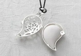 チャームの中の素焼き