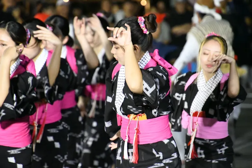 沖縄市南桃原青年会(女子)