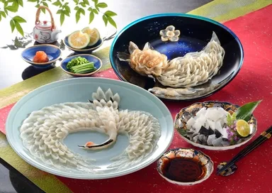 鶴・亀ふぐ刺し