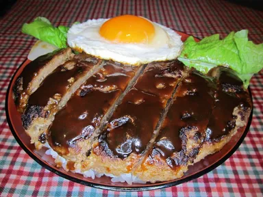 金メダル・どでかハンバーグ丼