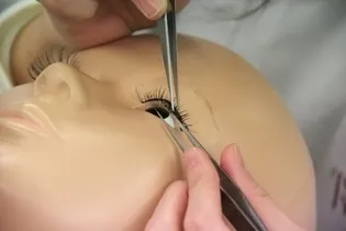 まつ毛エクステ