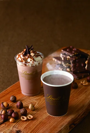 リンツ・ダークチョコレートジャンドゥーヤドリンク(テイクアウト仕様)