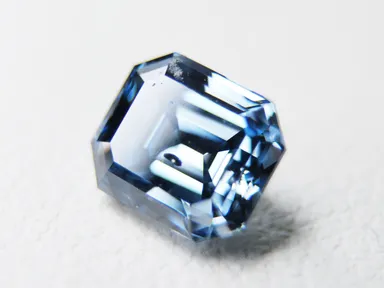 製作されたメモリアル・ダイヤモンド2