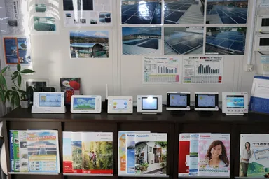リアルタイムで発電量が比較可能な展示室