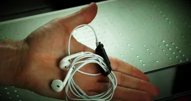 イヤホンジャック使用例