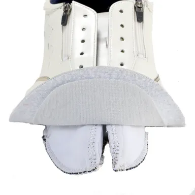 つま先部分構造