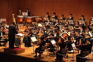 20～30代中心の若手演奏家ならではの熱演