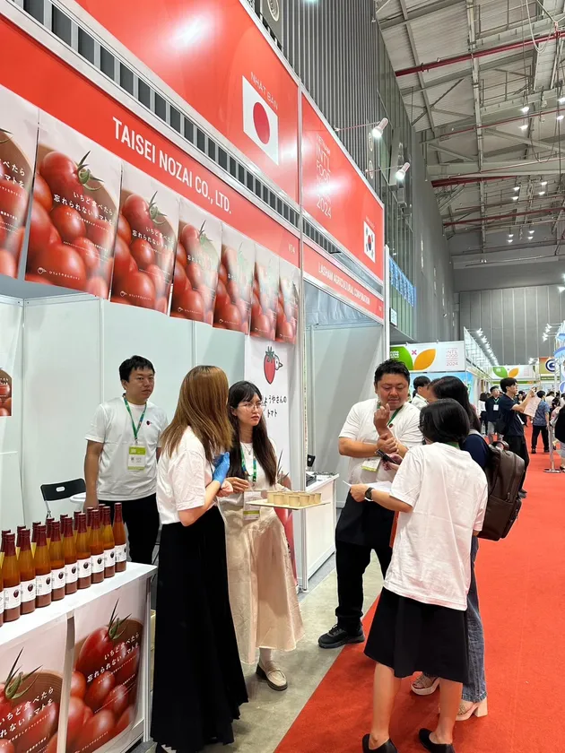 国際展示会に参加する様子