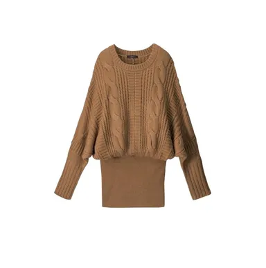 ケーブル編みドルマンニットワンピ