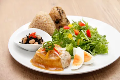 生姜あんの蓮根ハンバーグプレート