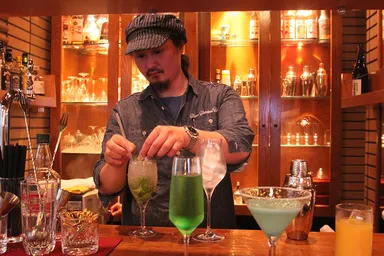 「Colt」バーテンダー2