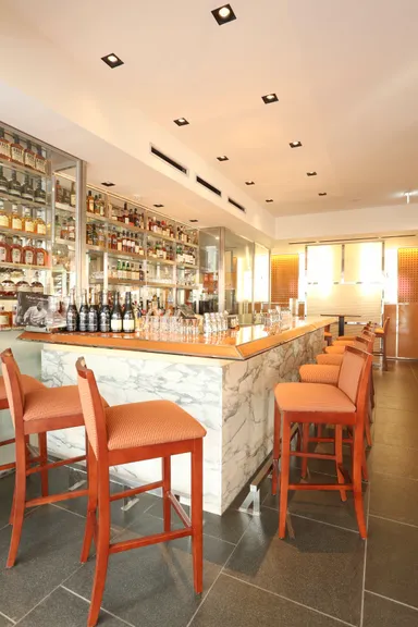 バーカウンター