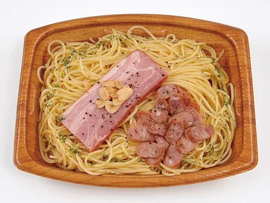 厚切りベーコンのペペロンチーノ