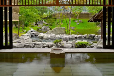 「蛍あかりの湯」内湯