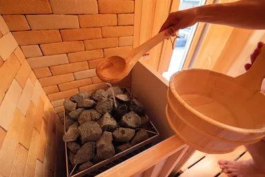 大浴場のサウナではセルフロウリュ