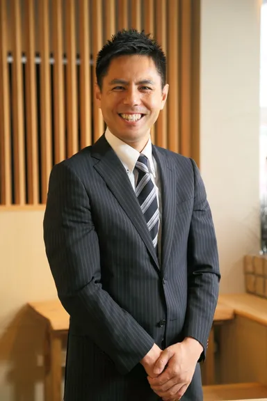 株式会社癒しの手 代表　宮崎 順也