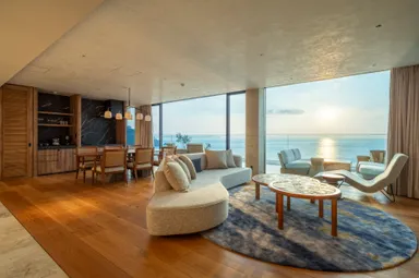 UMITO 熱海 別邸 内観