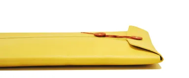 ステッチを一切使わないスタイリッシュ且つシンプルでデザイン