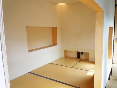 和室は茶室の雰囲気に