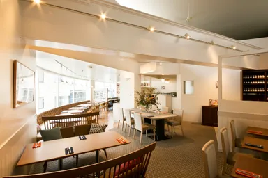 サラベス代官山店　内観1