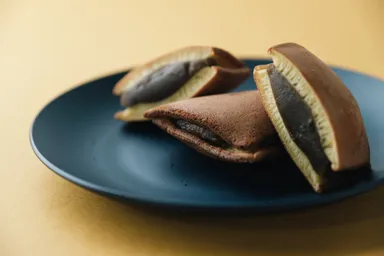 塩の結晶をイメージして作った四角いどら焼き