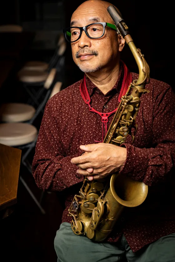 梅津和時(バスクラリネット)(C)三浦麻旅子