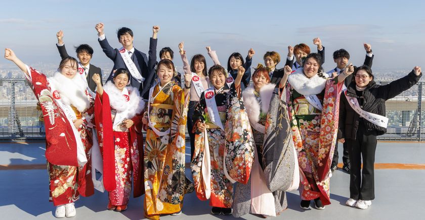 あべのハルカスで 1,637段の“大人の階段”を登ろう!!
～目指せ300ｍ！～
第12回 ハルカスウォーク ハタチのchallenge!!
