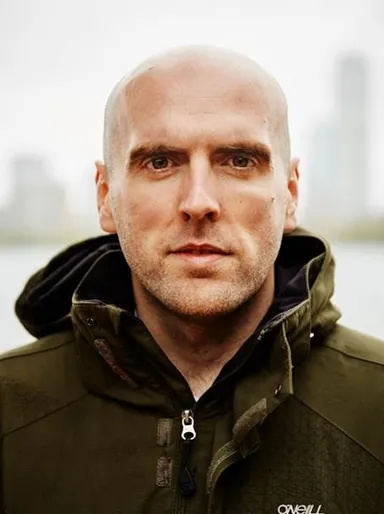 ニューヨークマラソンを完走した視覚障がいを持つサイモンさん3